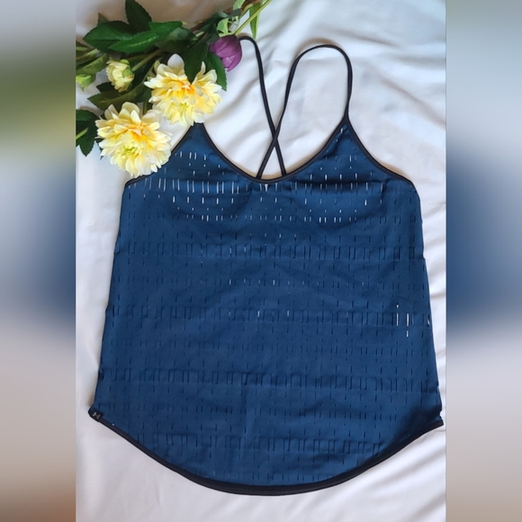 Under Armour  - Med. Blue Tank - Picture 3 of 12